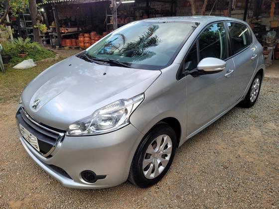 PEUGEOT 208 1.5 ACTIVE 8V FLEX 4P MANUAL PEUGEOT 208 1.5 ACTIVE 8V FLEX 4P MANUAL
